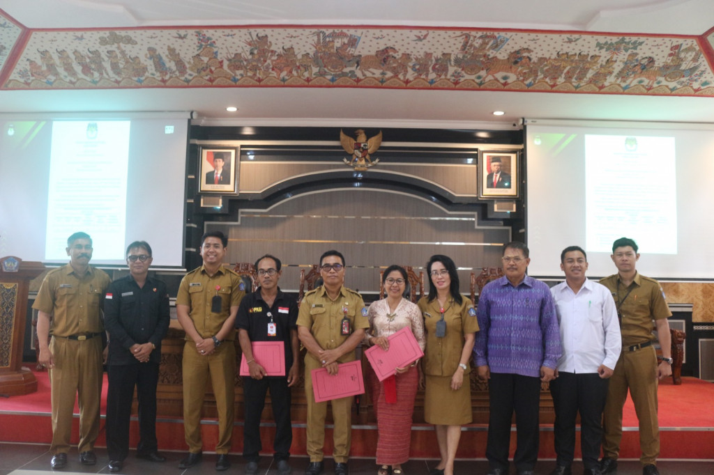 Penyerahan Hasil Pleno Terbuka (DPSHP) Daftar Pemilih Sementara Hasil Perbaikan di Desa Dalung